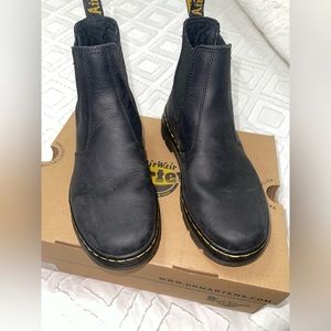 Dr. Martens Chelsea Boots (Black)